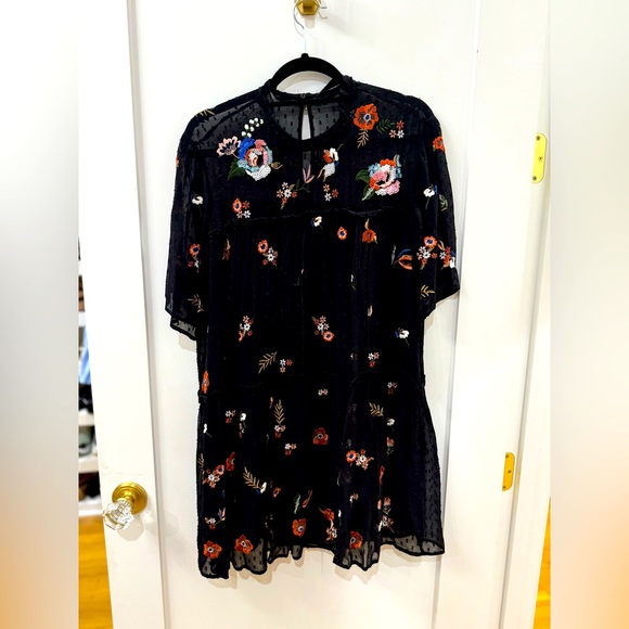 Zara dress with sequin detail - Picture 1 of 4